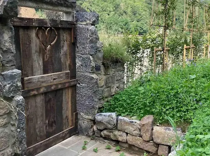 度假居 La Taniere *